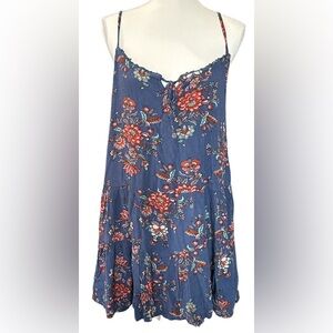 Wild moss floral top100% rayon size L